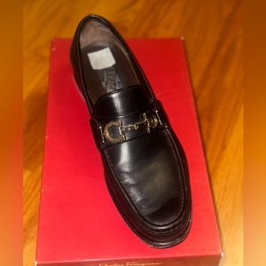 Salvatore Ferragamo Black Leather Giordano Moccasins